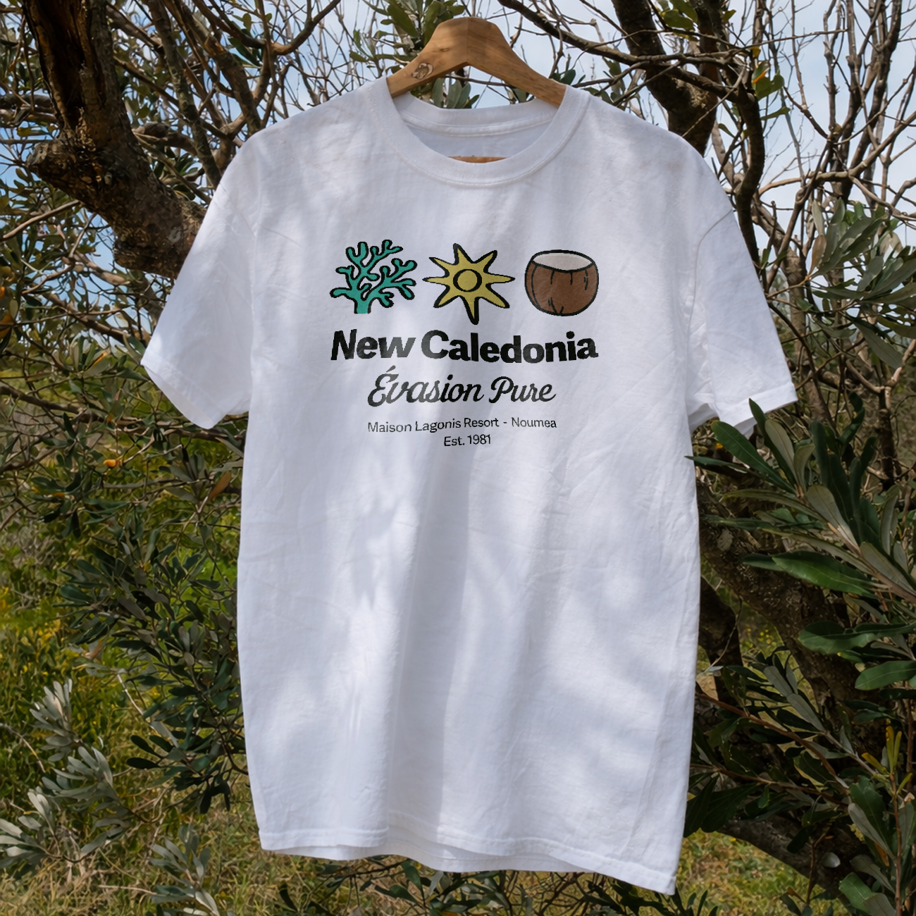 New Caledonia 'Évasion Pure' Vintage White Noumea Resort Tee