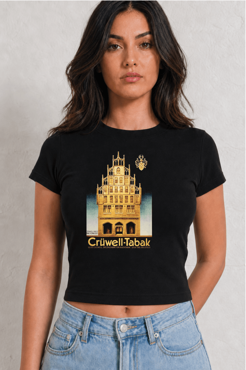 Cruwell Tobacco Womens Black Tee
