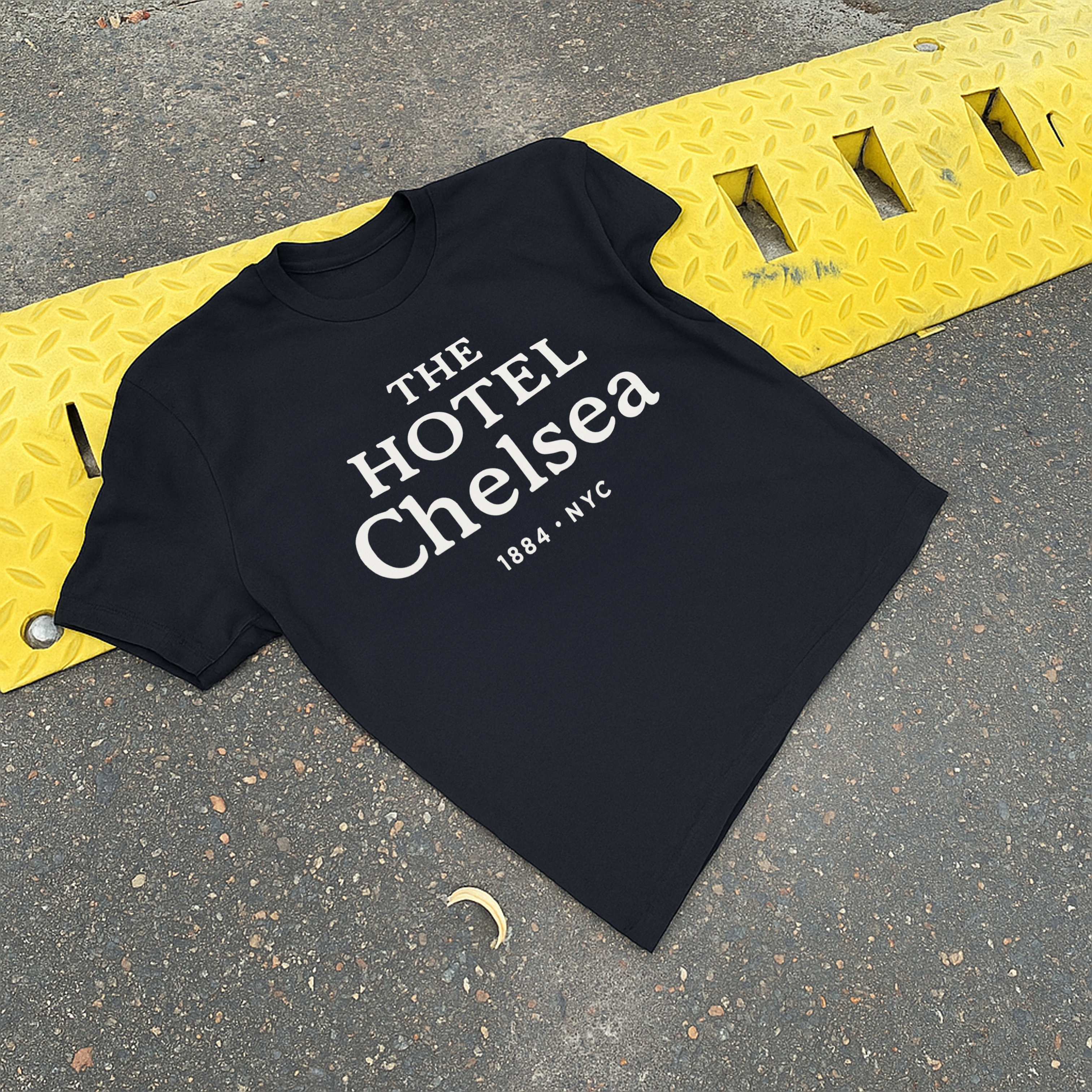 'HOTEL CHELSEA NYC' BLACK T-SHIRT